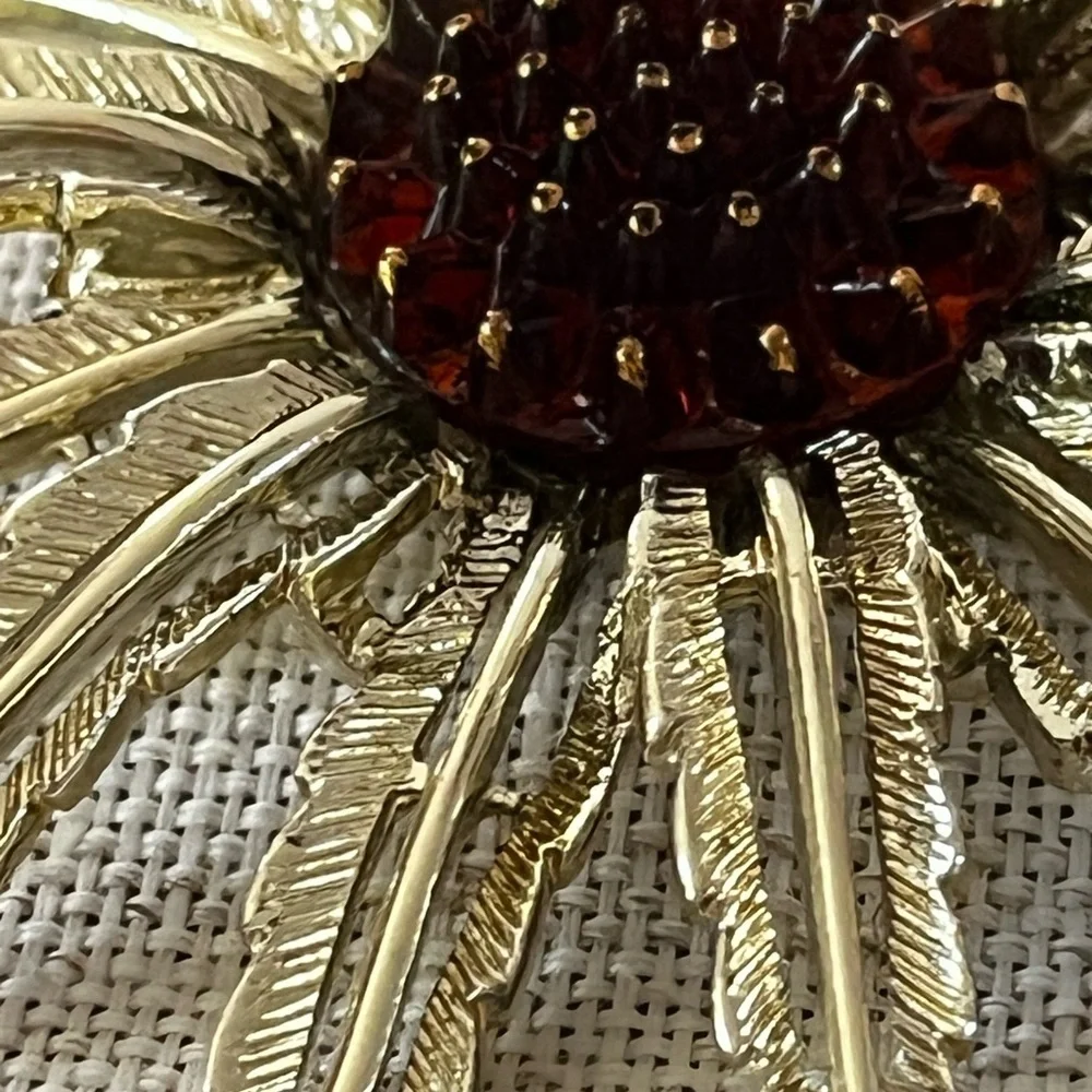 Gold and Brown Sunburst  SARAH COVENTRY Vintage Large Flower Sunflower Brooch